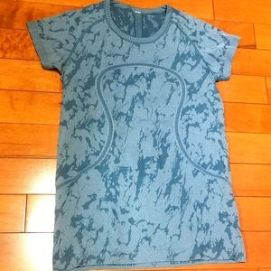 Lululemon swiftly tech short sleeve